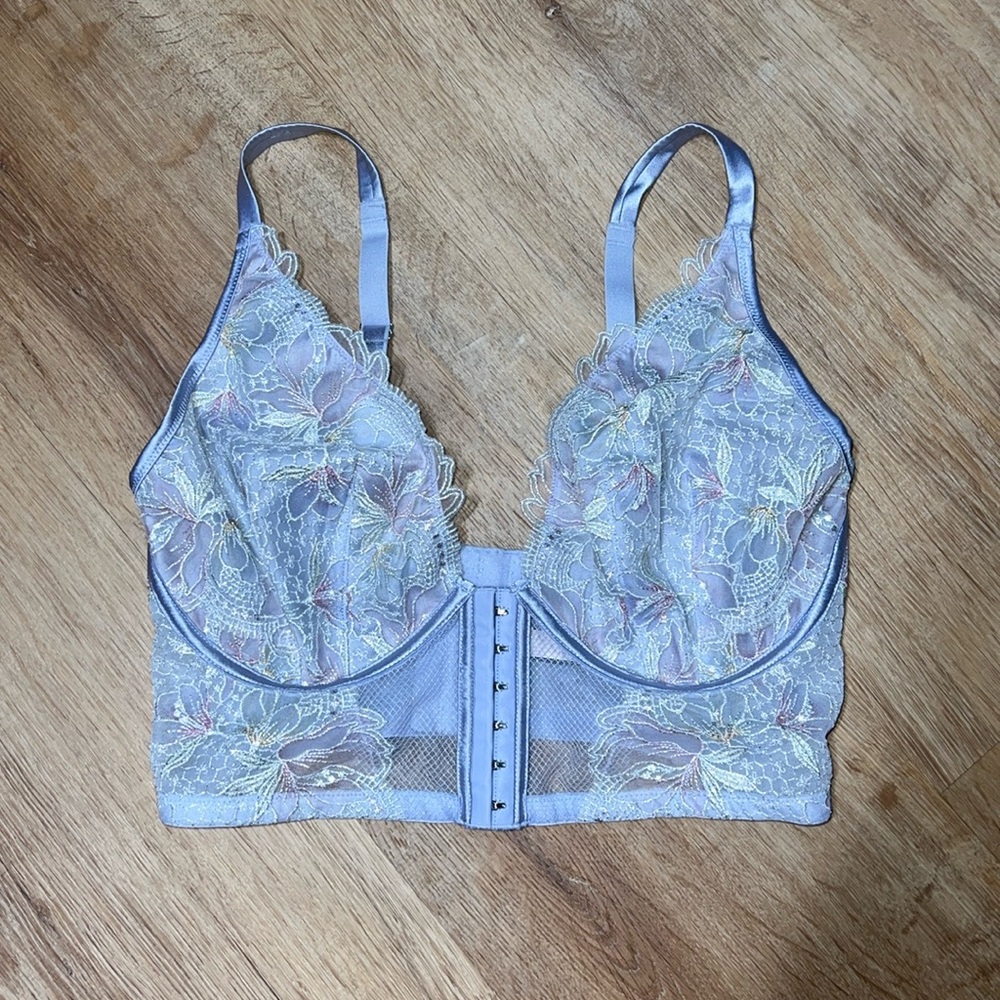 Victoria’s Secret Luxe Lingerie Bra